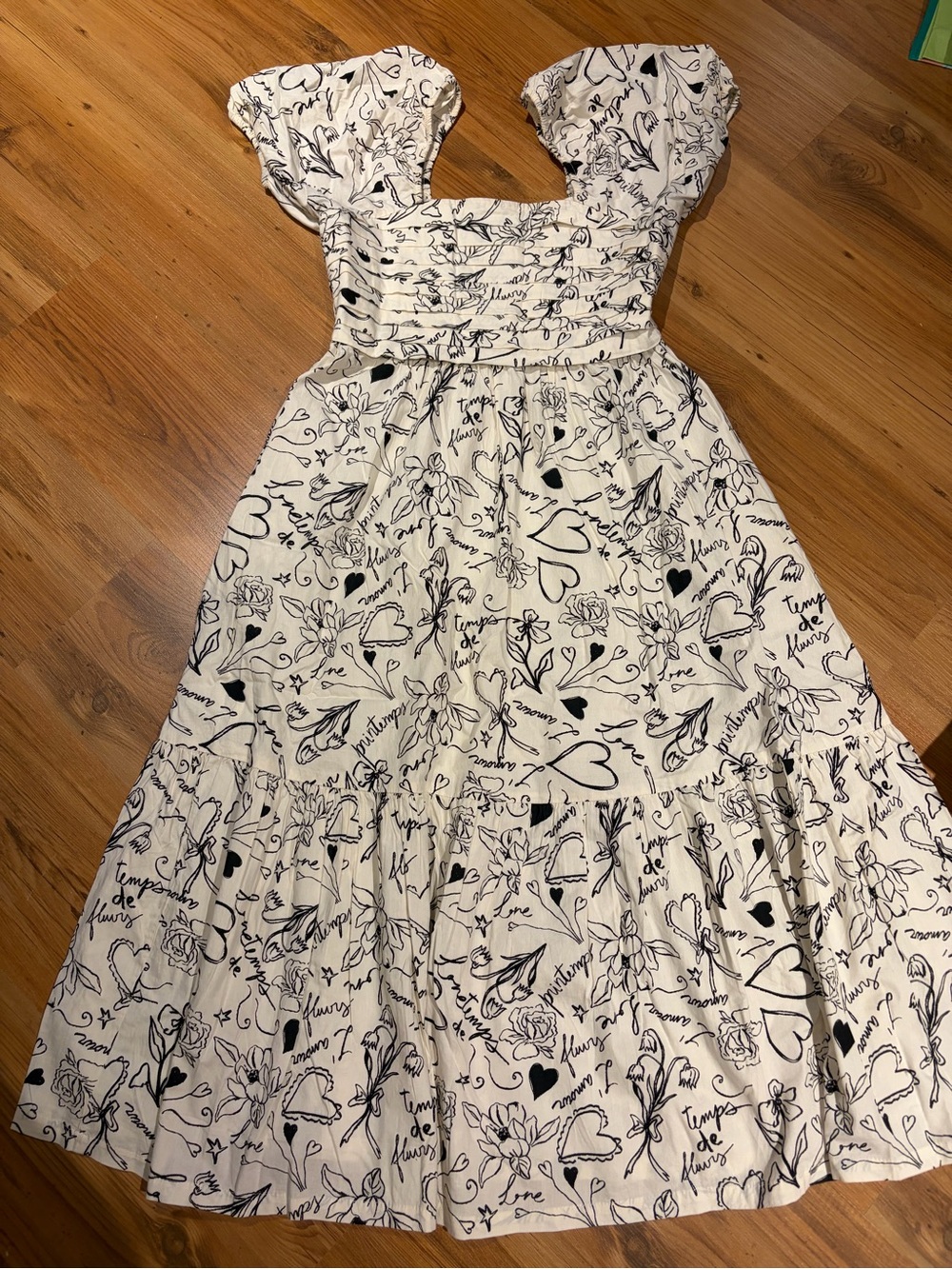 White Floral & Heart Print Puff-Sleeve Casual Dress